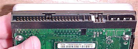 scsi drive identification